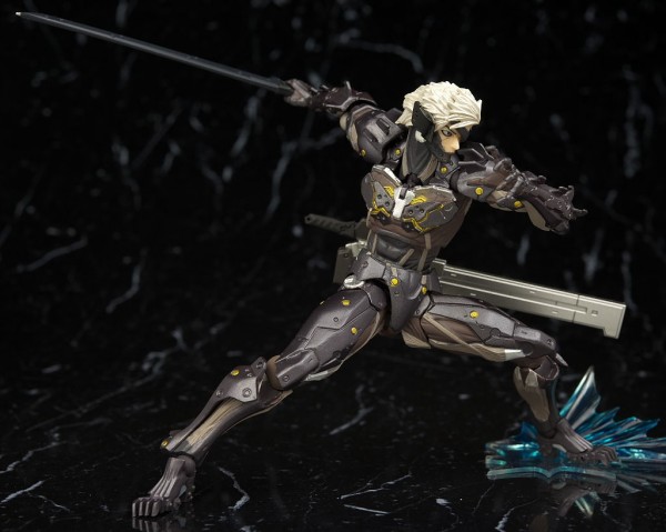 Revoltech-Metal-Gear-Raiden-13