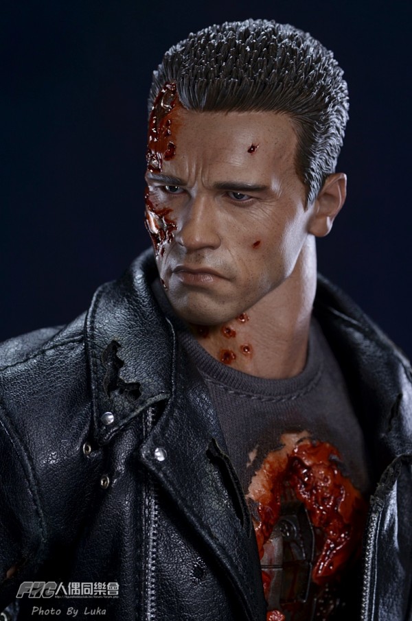 hottoys-dx13-t800b-006