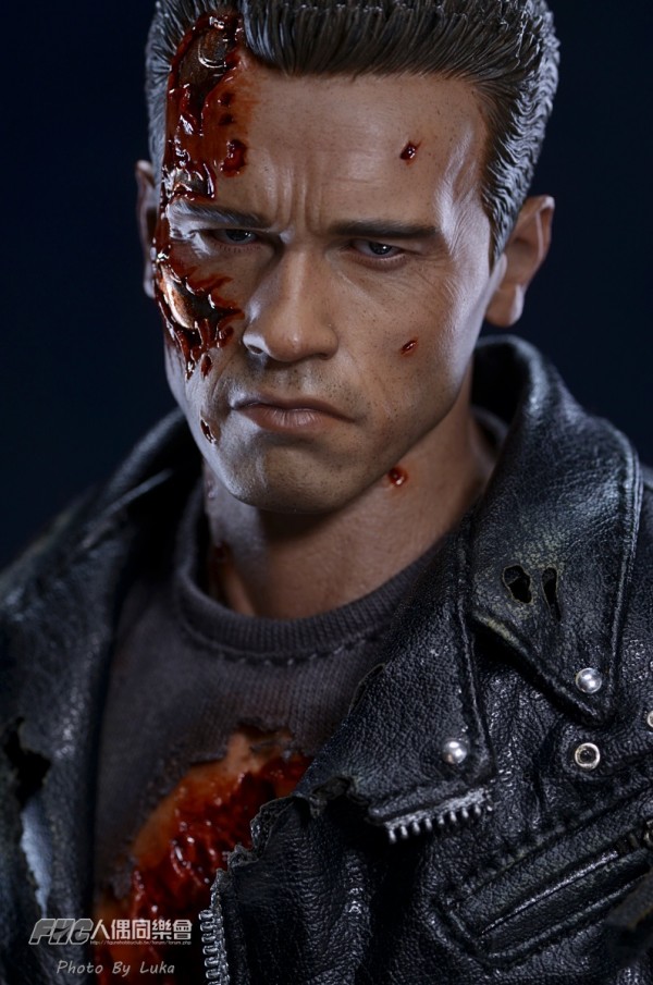 hottoys-dx13-t800b-008