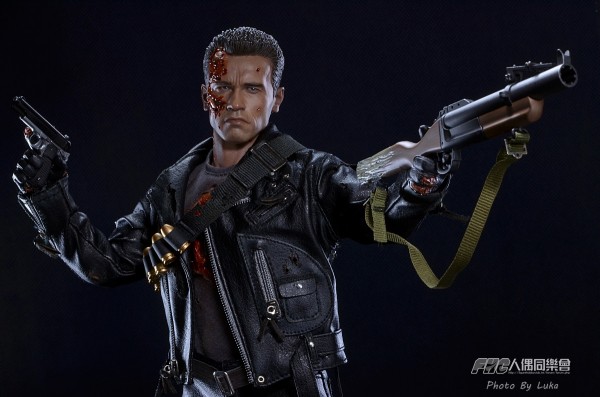 hottoys-dx13-t800b-024