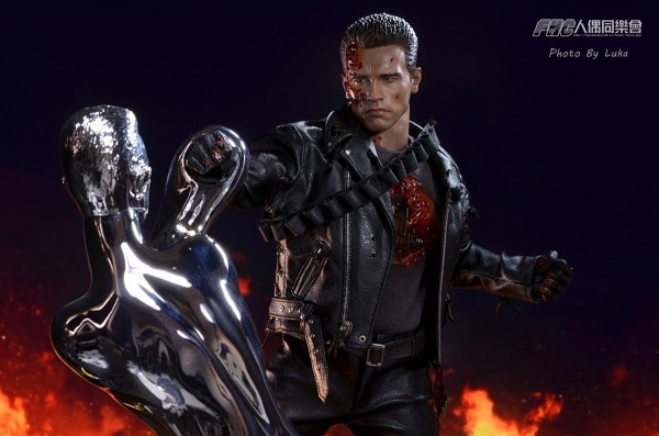 hottoys-dx13-t800b-034