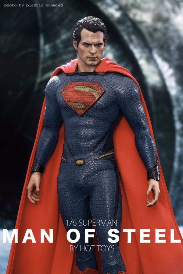 hottoys-superman-plastic-027