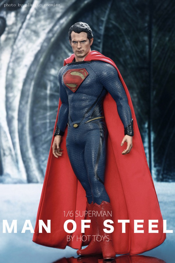 hottoys-superman-plastic-037