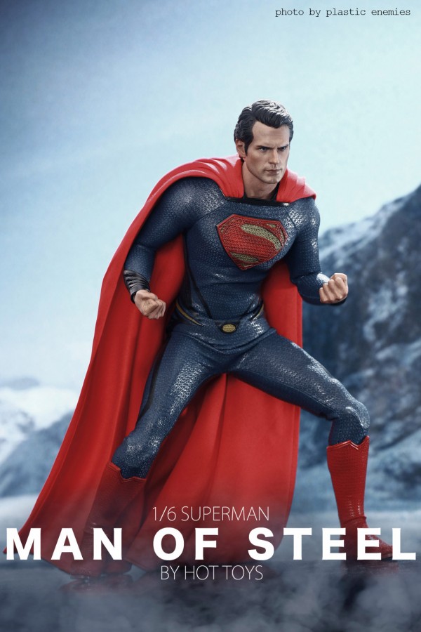 hottoys-superman-plastic-038
