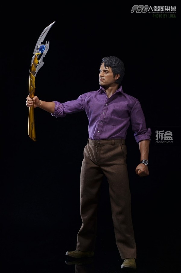 hottoys-bruce-banner-review-luka-020