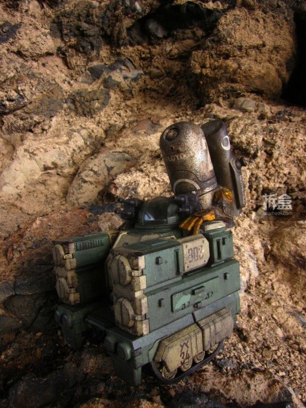 ori-toy-acid-rain-stronghold-review-055