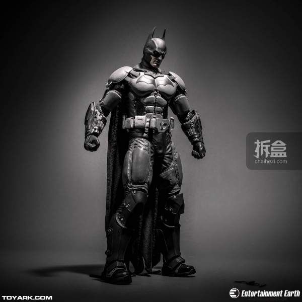 NECA-Arkham-Batman-004