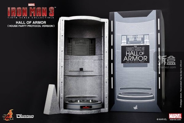 HotToys-ironman3-ArmorHall-11