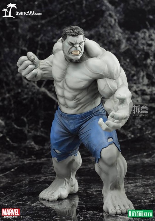 Marvel-Grey-Hulk-ARTFX-Statue-SDCC-001