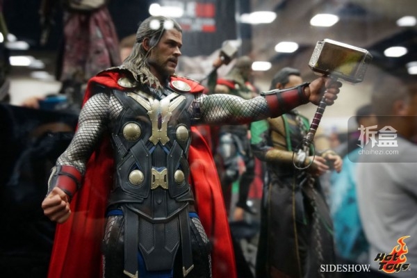 hottoys-2014sdcc-booth-025