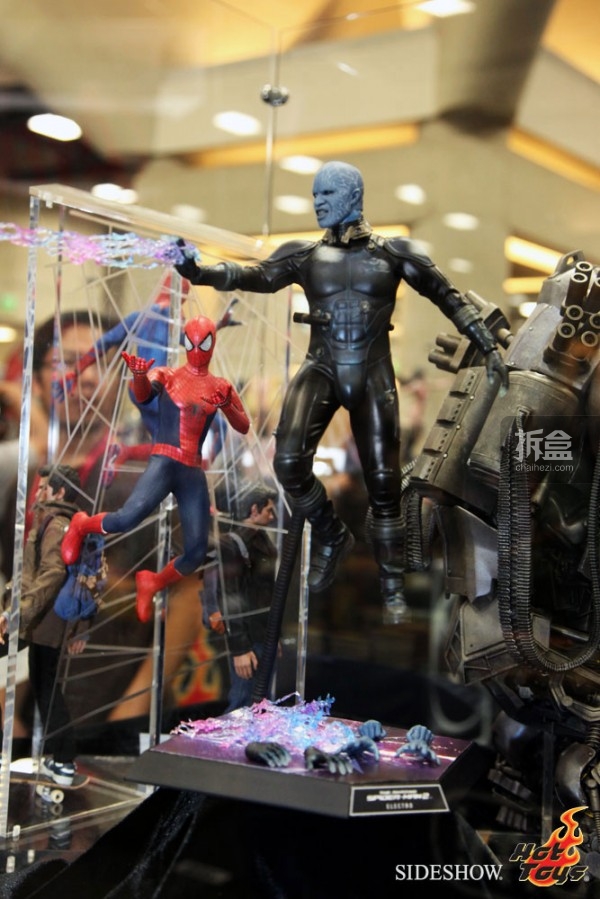 hottoys-2014sdcc-booth-037