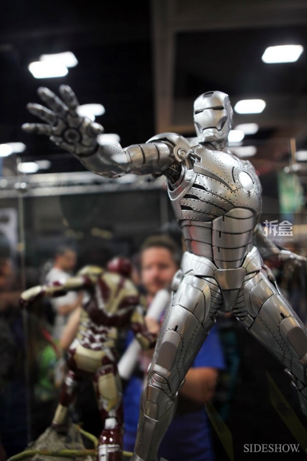 sideshow-2014sdcc-booth-049