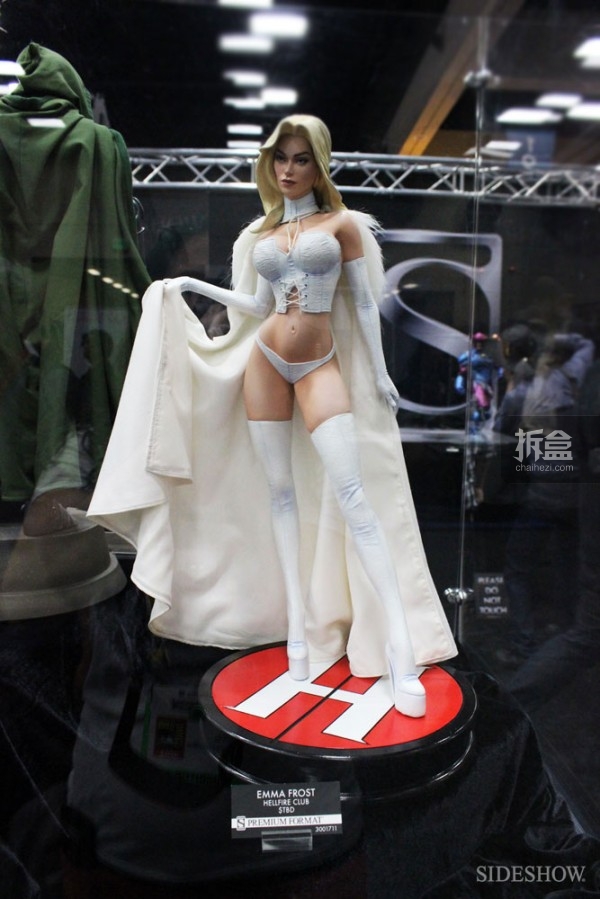 sideshow-2014sdcc-booth-052