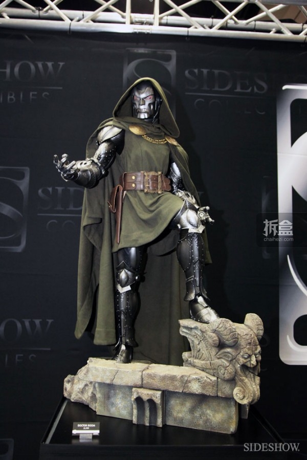 sideshow-2014sdcc-booth-058