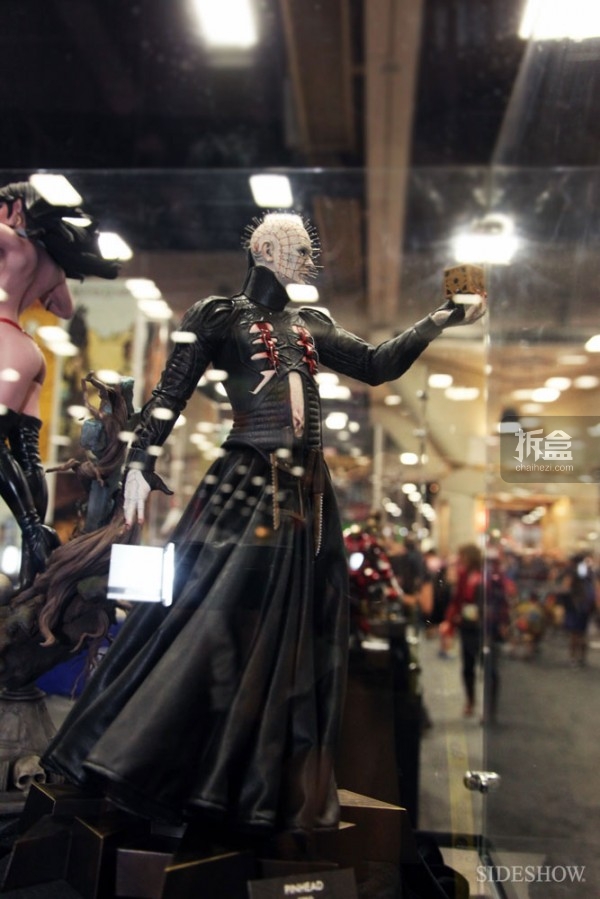 sideshow-2014sdcc-booth-061