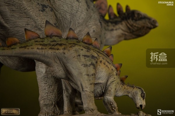 sideshow-dinosauria-stegosaurus-006