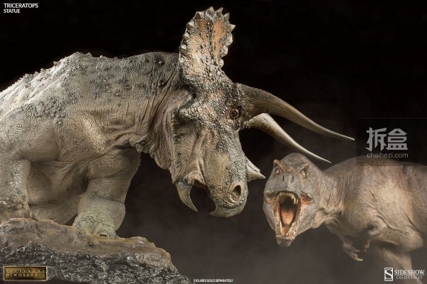 sideshow-dinosauria-triceratops-016