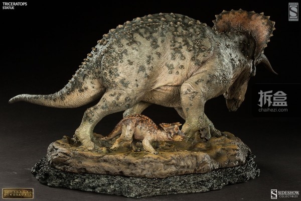sideshow-dinosauria-triceratops-020