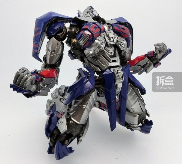 takaratomy-TFM4-optimus-004