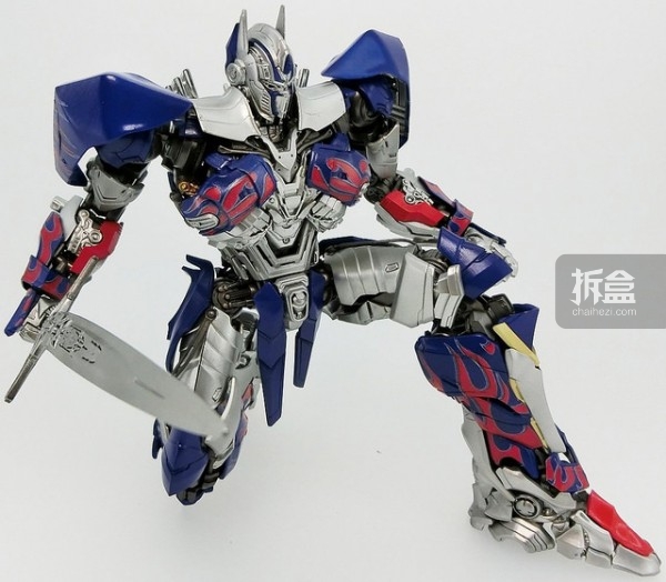 takaratomy-TFM4-optimus-006