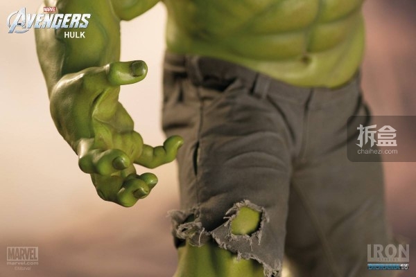 IronStudios-averagers-statue-hulk-015