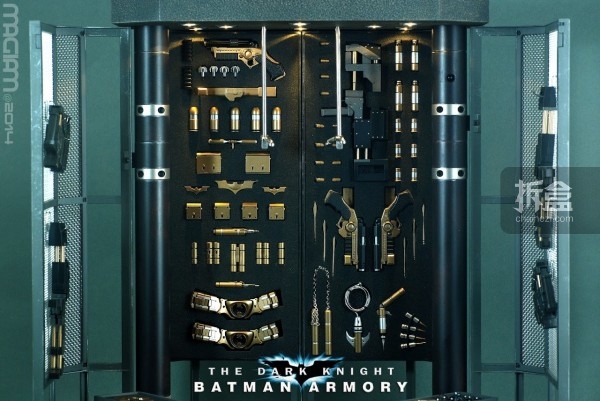 hottoys-batman-armory-magiam (9)