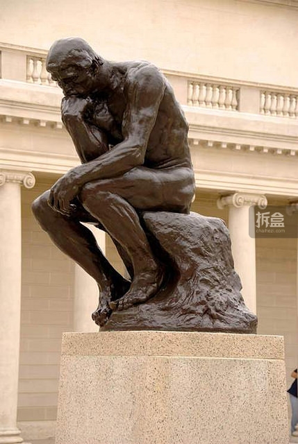 现存于法国巴黎的罗丹美术馆（Musée Rodin）的沉思者雕像