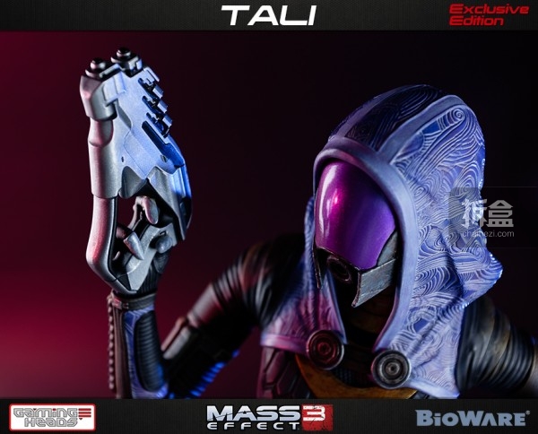 gamingheads-Mass Effect3-tali-statue-006