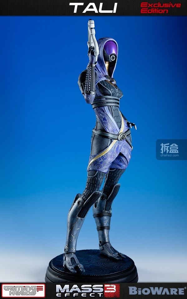 gamingheads-Mass Effect3-tali-statue-021