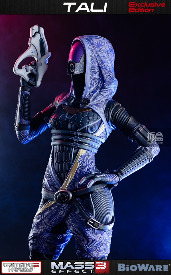 gamingheads-Mass Effect3-tali-statue-027