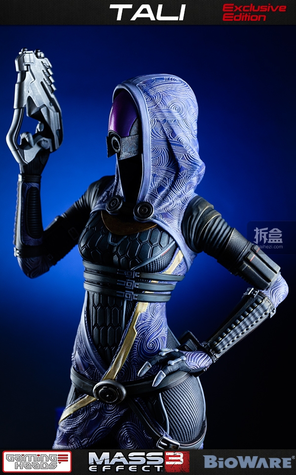 gamingheads-Mass Effect3-tali-statue-036