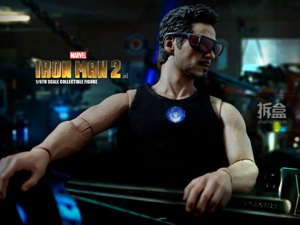 HT-Tony Stark with Arc Reactor-bing-008