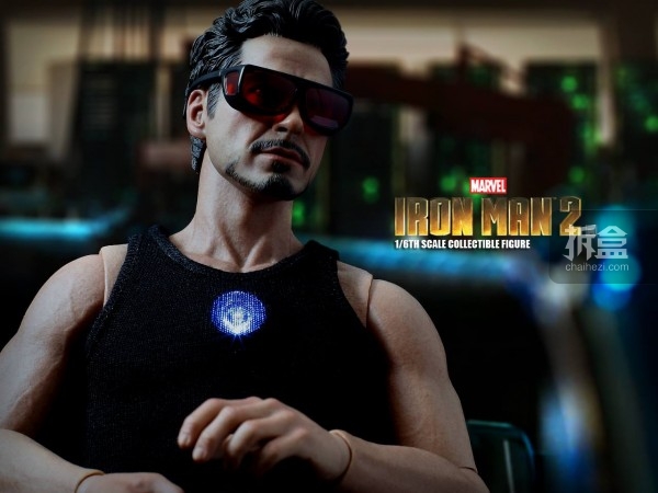 HT-Tony Stark with Arc Reactor-bing-012
