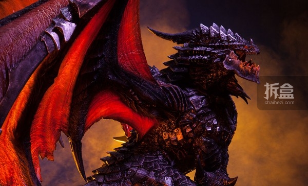 sideshow-10anni-Deathwing-Statue (2)