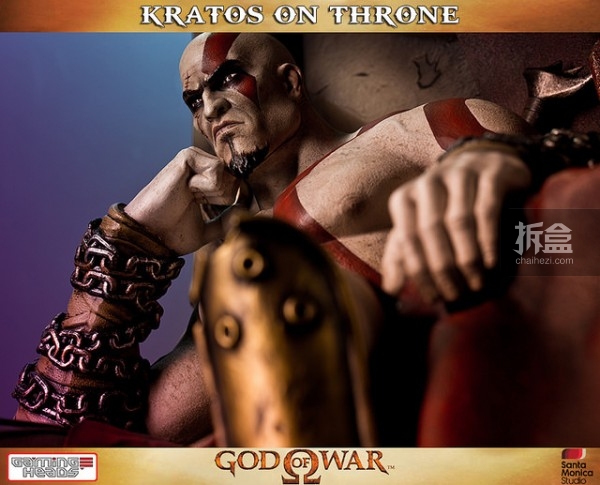 gamingheads-Kratos on Throne-statue (1)