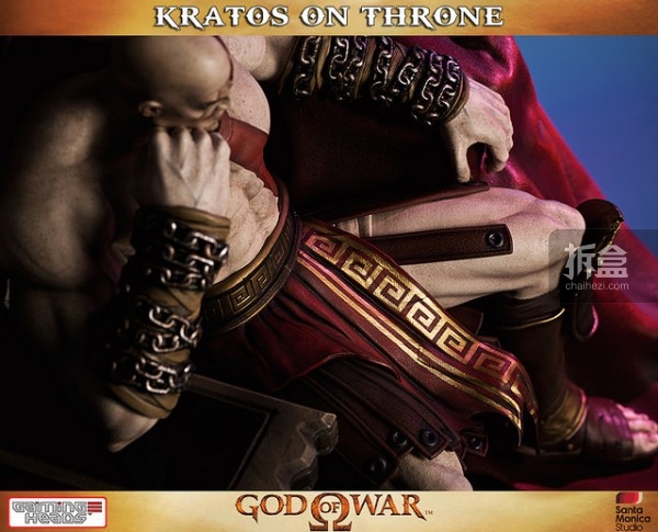 gamingheads-Kratos on Throne-statue (13)