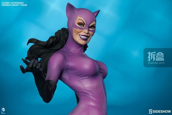 sideshow-Classic Catwoman-PF-figure (3)