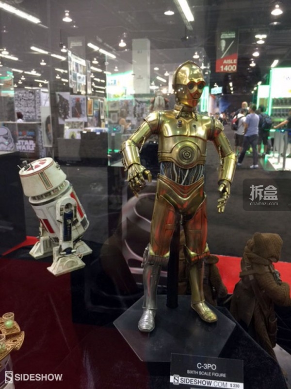 Sideshow Star Wars Celebration 2015 Booth (18)