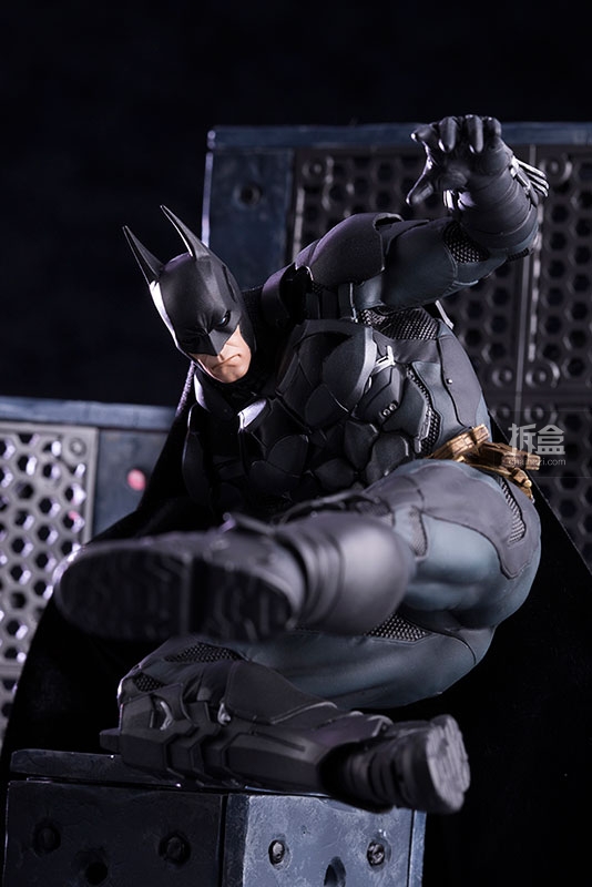 kotobukiya-Arkham Knight-artfx-batman (43)