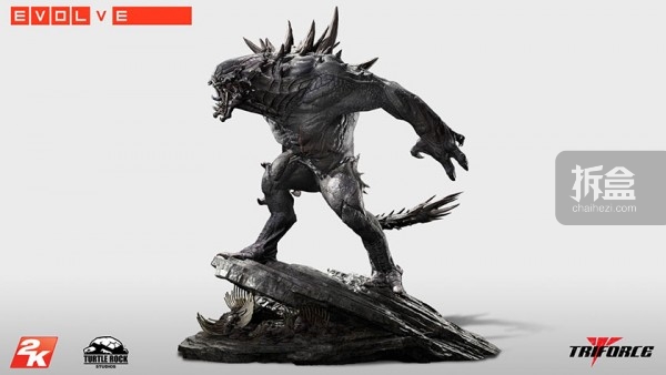 《进化》怪物Goliath雕像，$750美元，尺寸为29"H x 22"W x 25”L英寸