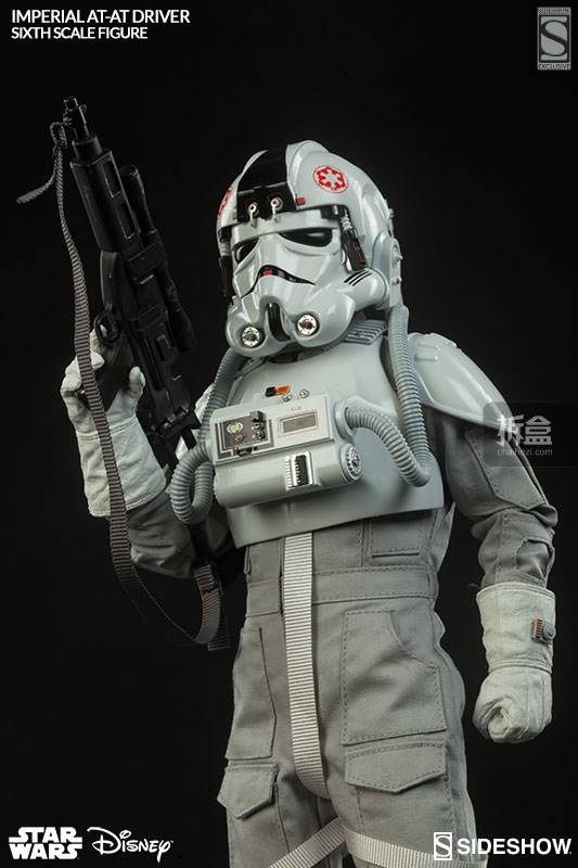 star-wars-imperial-at-at-driver-sideshow (3)