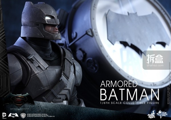 HotToys-ht-BVS-Armored-Batman-Collectible-Figure-preview-007