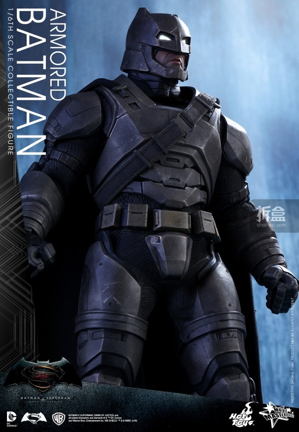 HotToys-ht-BVS-Armored-Batman-Collectible-Figure-preview-016
