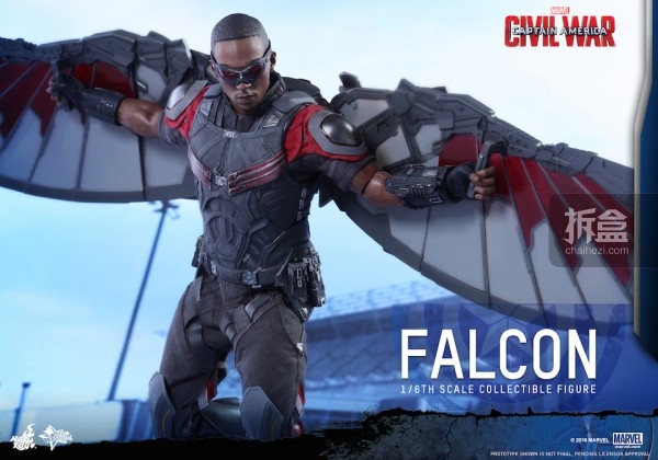 Hot Toys - Captain America Civil War - Falcon Collectible Figure_PR11