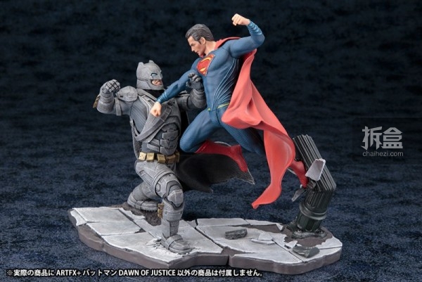 寿屋《蝙蝠侠大战超人》蝙蝠侠、超人ARTFX+系列雕像