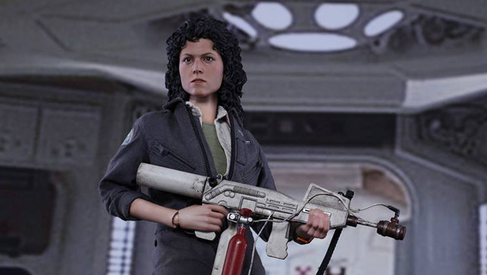 HotToys《异形》Ellen Ripley 艾伦·雷普利1/6可动人偶 - 拆盒