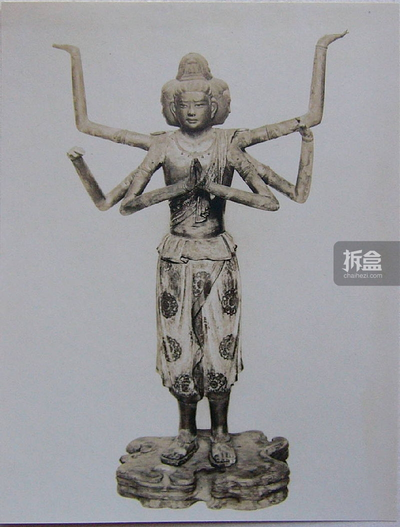 日本 奈良兴福寺中的阿修罗像，阿修罗常以三头六手的形象出现。