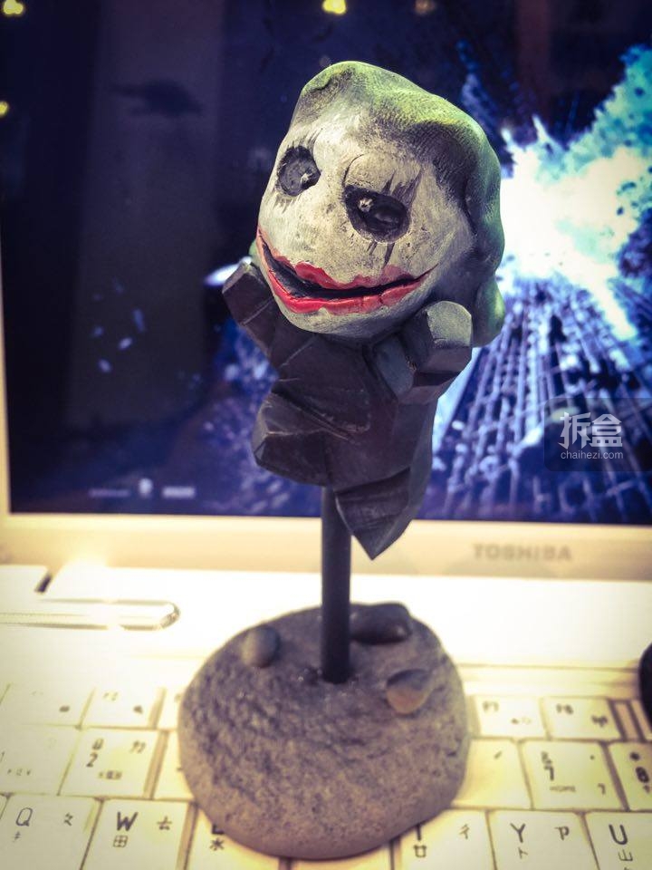 wetoys-joker-batman-2