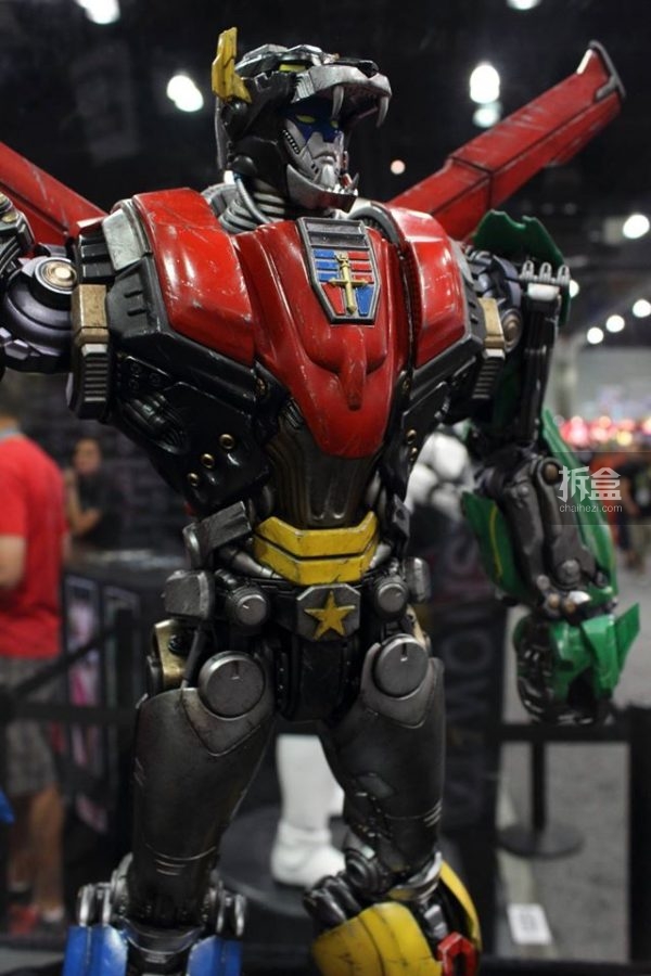 sideshow-voltron-maquete-soon-4