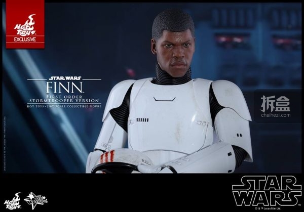 ht-disneyex-finn-stormtrooper-5